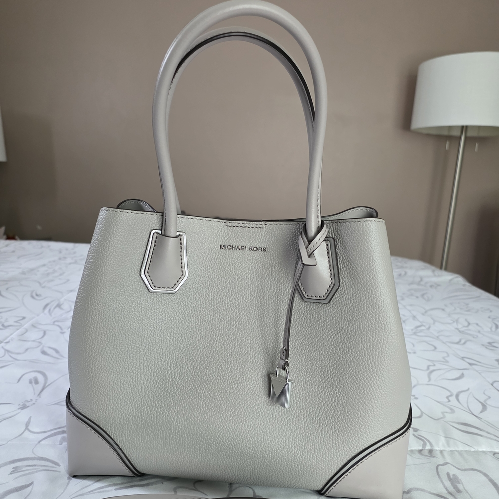 EUC Michael Kors Mercer Tote Bag